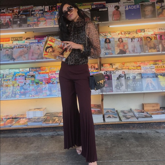 LAST ONE🔥 ZARA NWT Animal Print Pussy Bow Blouse - Picture 2 of 10